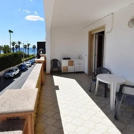 Apartment Centralissimo Monolocale Con Terrazzino Vista Mare *
